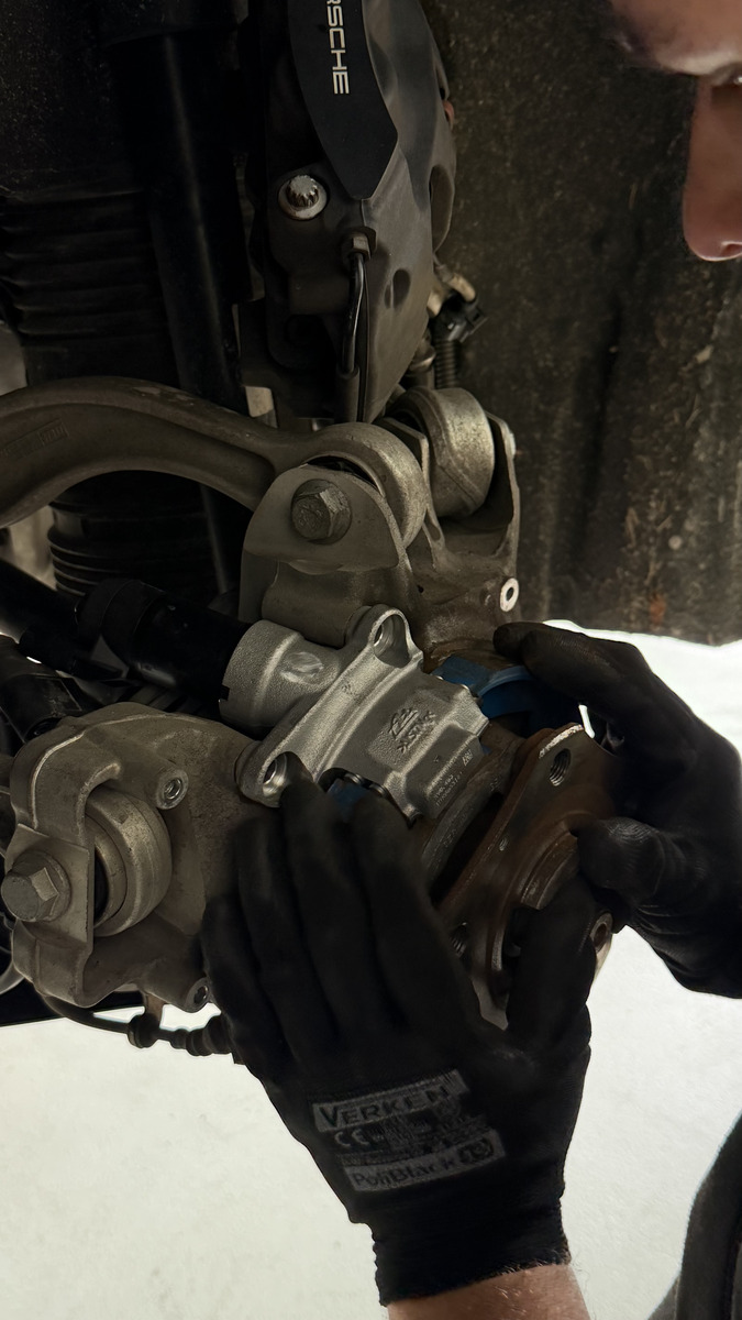 Замена тормозных колодок и дисков в Варшаве | Ralcar id2105